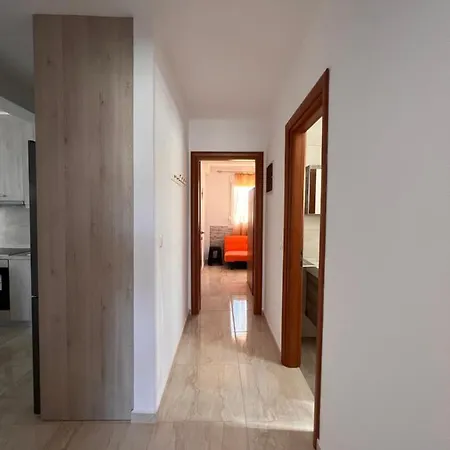Verano House Apartment Nea Triglia