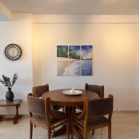 Verano House