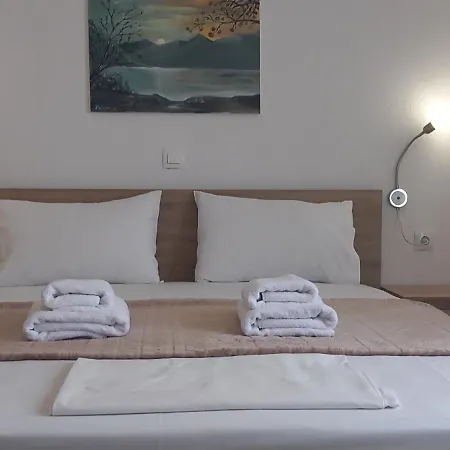 شقة Verano House Nea Triglia